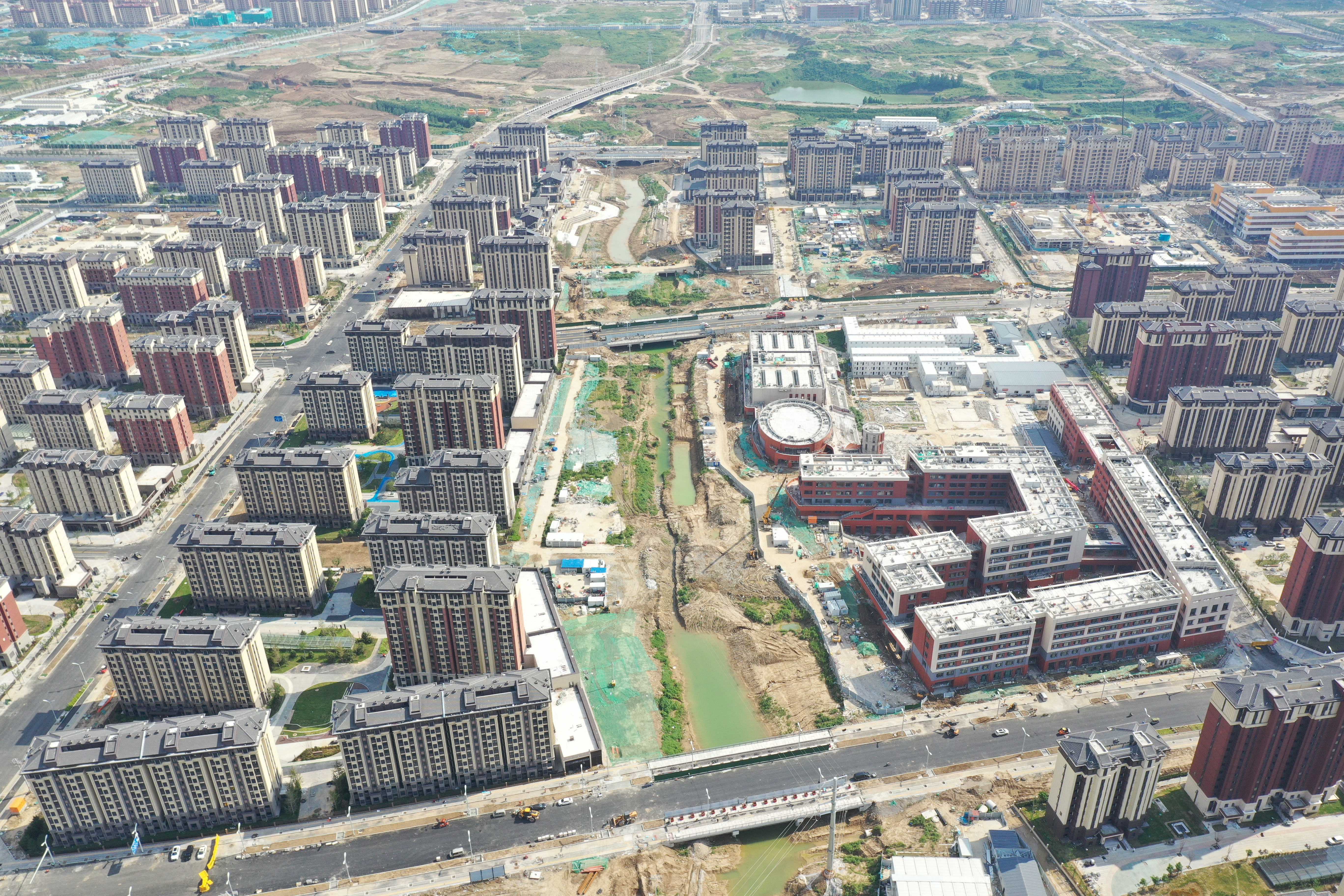 《三建CITYWALK丨邀您查收建筑里的新春“?！睔狻泛脚膱D1.jpg